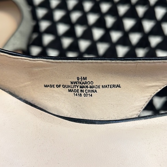 Never Worn- Nine West 3 inch heels 9.5 - Picture 6 of 6